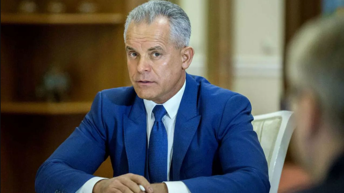 Vladimir Plahotniuc a creat conturi pe rețele de socializare în timpul detenției – un nou scandal