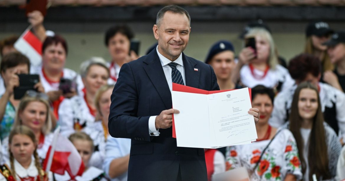 Donald Trump îl primește pe Karol Nawrocki la Casa Albă, în timp ce Nicușor Dan rămâne fără invitație