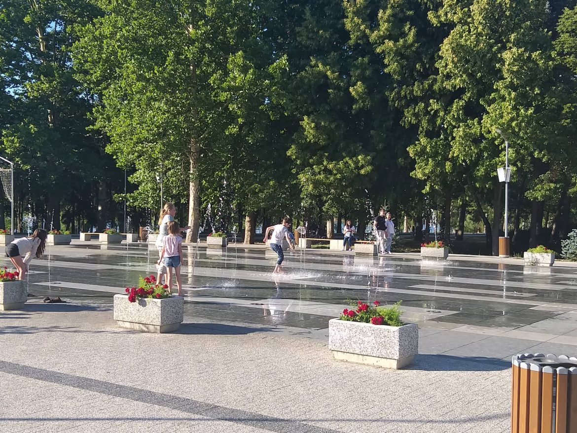 Focare periculoase de infecții în lacurile din Chișinău: autoritățile avertizează populația