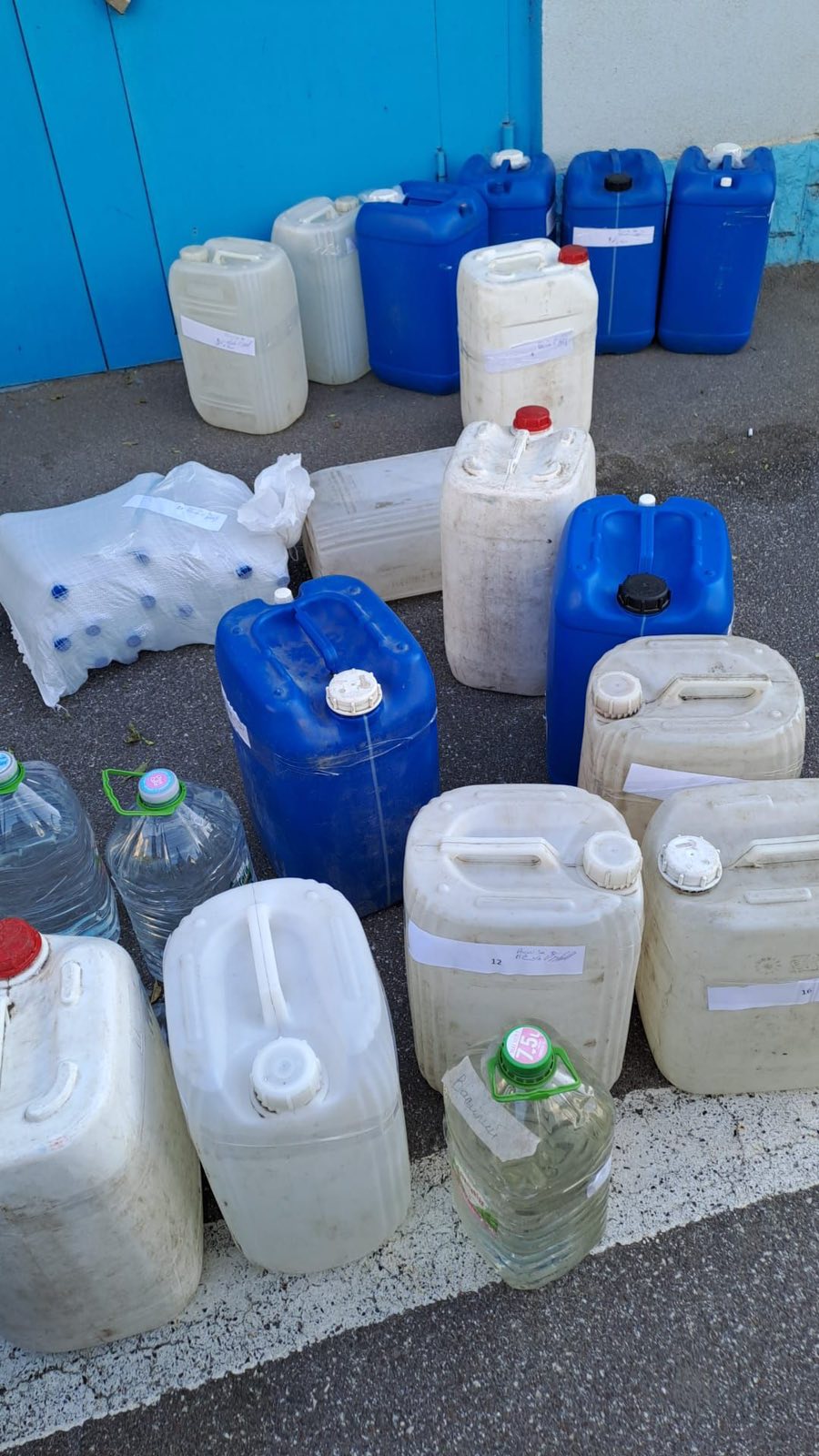 Când a fost depistat un transport cu 23.000 de ţigări și 114 litri de alcool fără documente în Hăsnășenii Mari